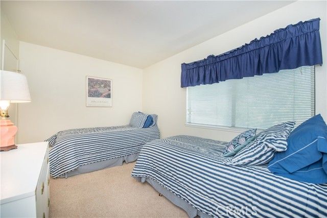 6087 Montecito Circle 4, Palm Springs, CA 92264