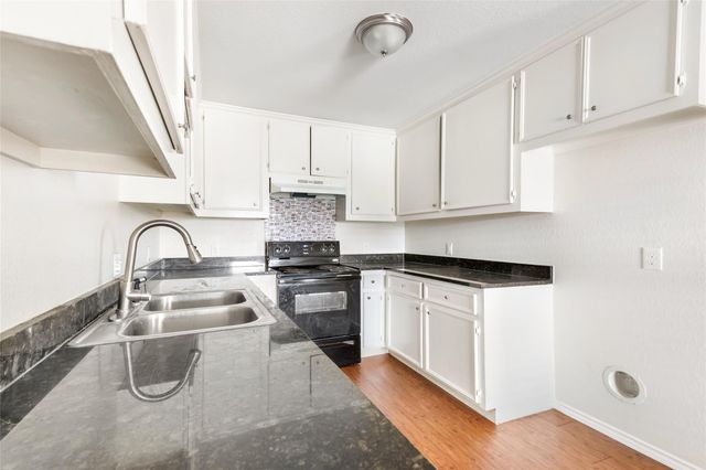 1018 Glendale Street 1018, Dayton, TX 77535