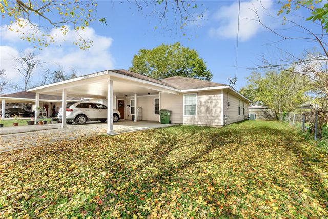 1018 Glendale Street 1018, Dayton, TX 77535