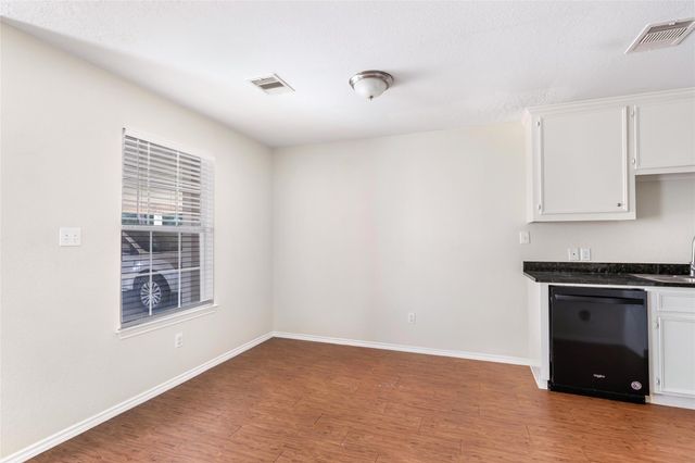 1018 Glendale Street 1018, Dayton, TX 77535