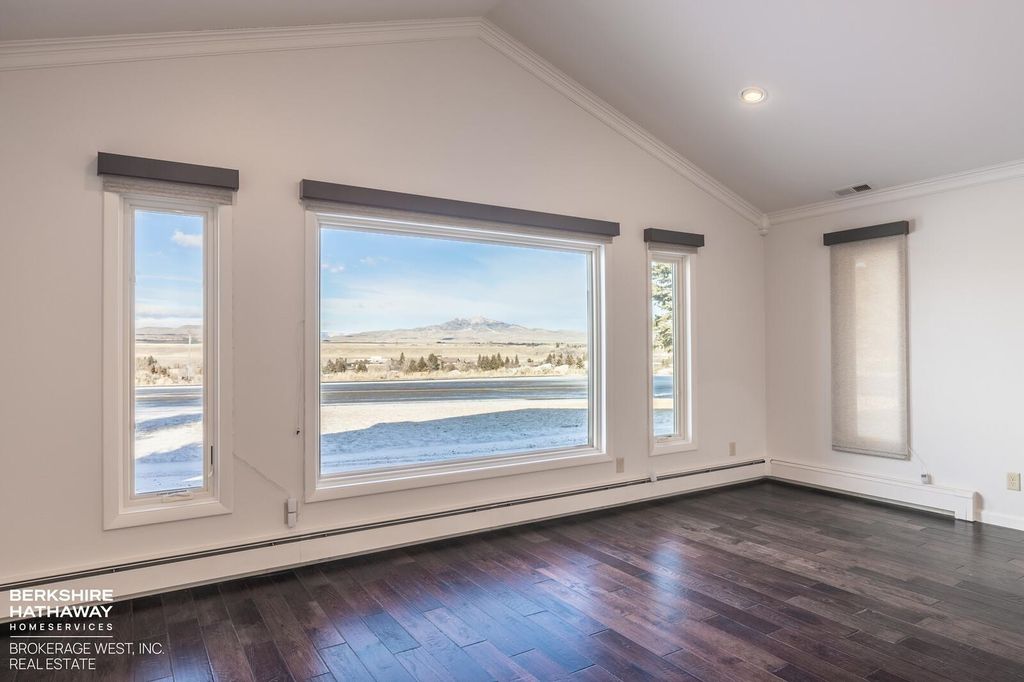 914 Skyline Dr, Cody, WY 82414 photo 5