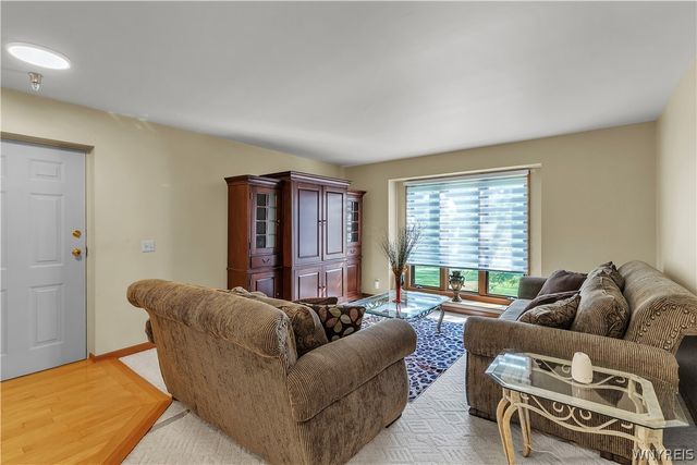 5249 Paddock Lane, Lewiston, NY 14092