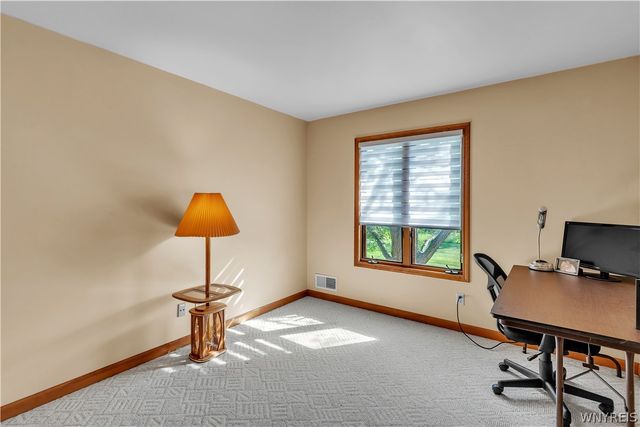 5249 Paddock Lane, Lewiston, NY 14092