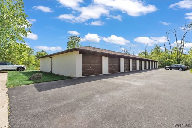 5249 Paddock Lane, Lewiston, NY 14092