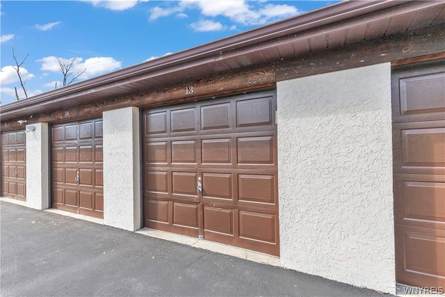 5249 Paddock Lane, Lewiston, NY 14092