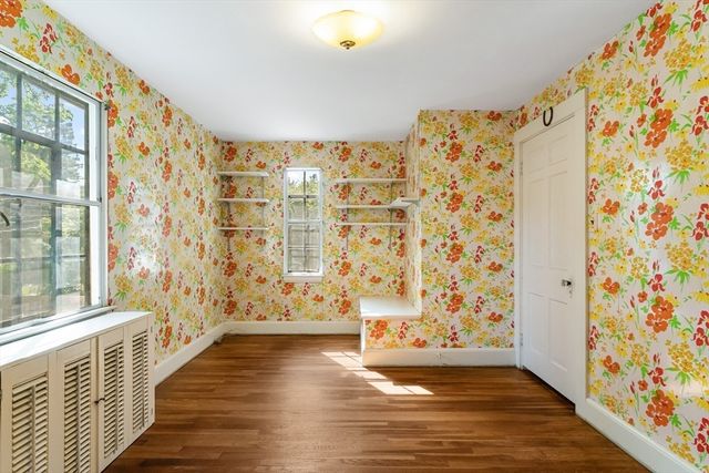 21 Whittlesey Rd, Newton, MA 02459