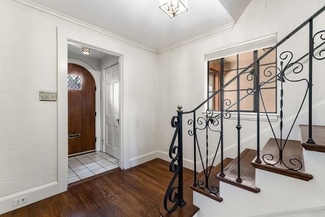 21 Whittlesey Rd, Newton, MA 02459