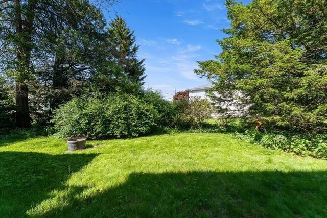 21 Whittlesey Rd, Newton, MA 02459