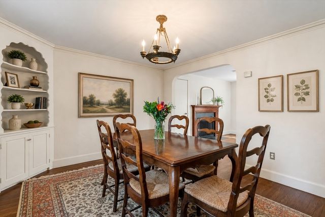 21 Whittlesey Rd, Newton, MA 02459