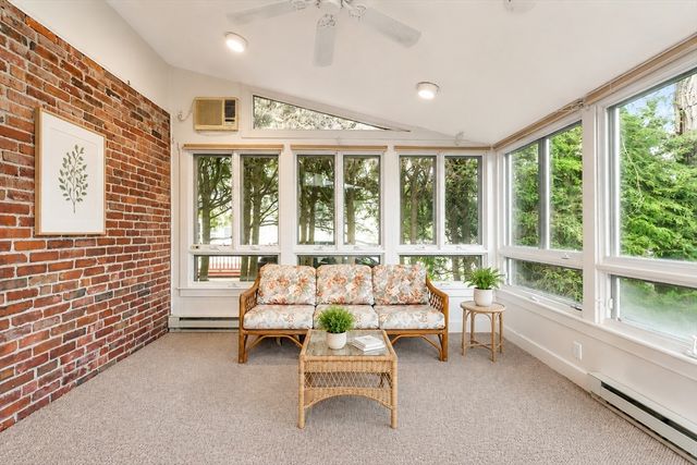 21 Whittlesey Rd, Newton, MA 02459