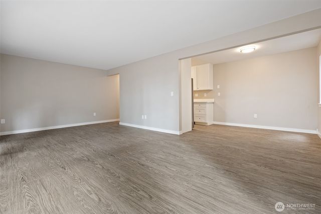 11521 Greenwood Avenue N, Seattle, WA 98133