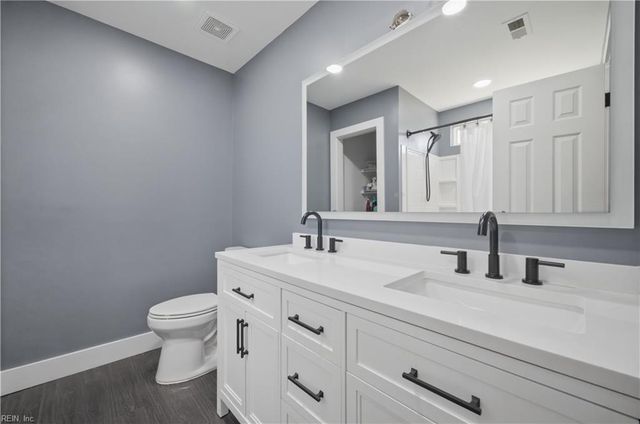 152 Pier Landing LOOP, South Mills, NC 27976