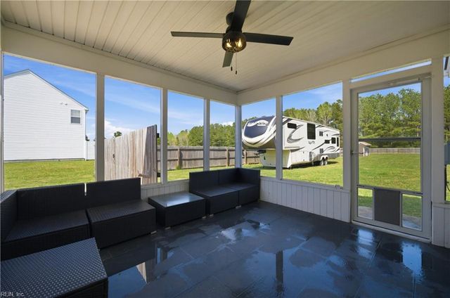 152 Pier Landing LOOP, South Mills, NC 27976