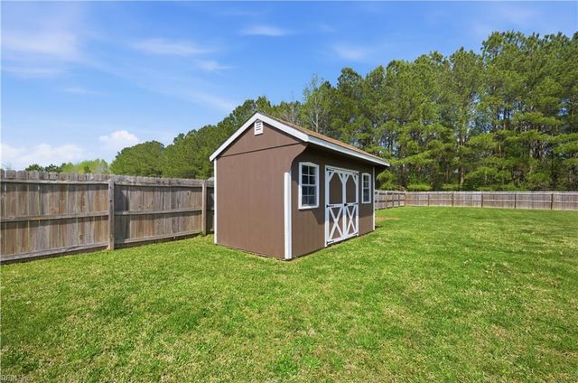 152 Pier Landing LOOP, South Mills, NC 27976