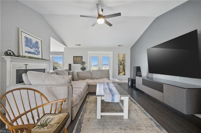 152 Pier Landing LOOP, South Mills, NC 27976