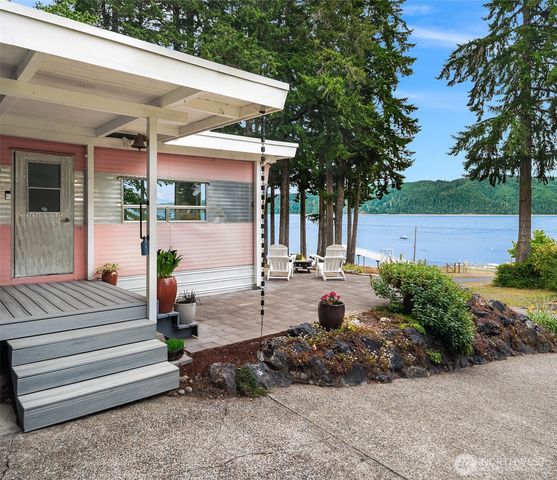 51 N Bennett Lane, Lilliwaup, WA 98555