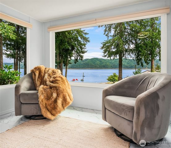 51 N Bennett Lane, Lilliwaup, WA 98555