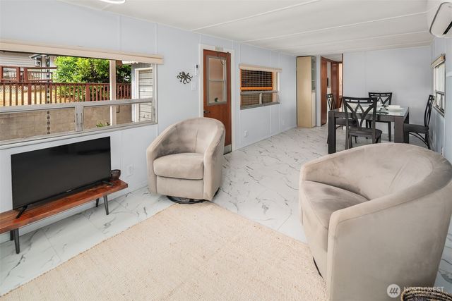 51 N Bennett Lane, Lilliwaup, WA 98555