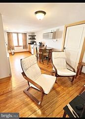 530 WASHINGTON STREET, Woodstock, VA 22664