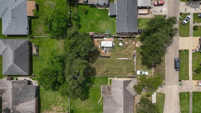6126 Iron Rock Street, Houston, TX 77087