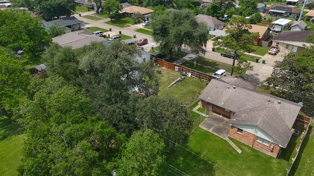 6126 Iron Rock Street, Houston, TX 77087