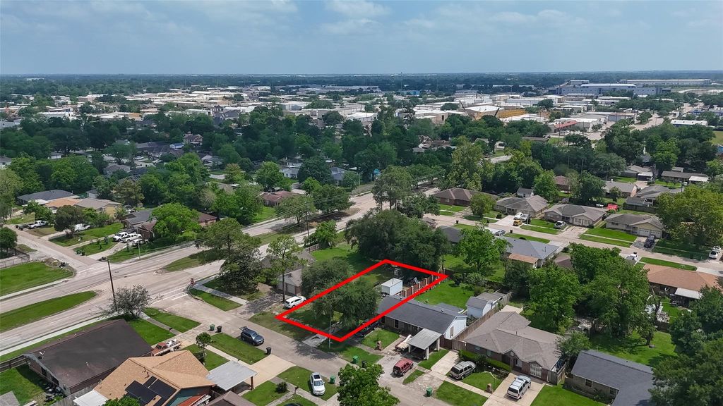 6126 Iron Rock Street, Houston, TX 77087