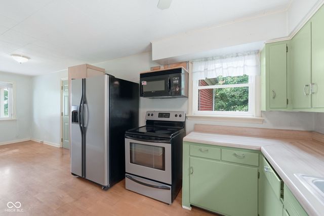 10942 S County Road 0, Clayton, IN 46118