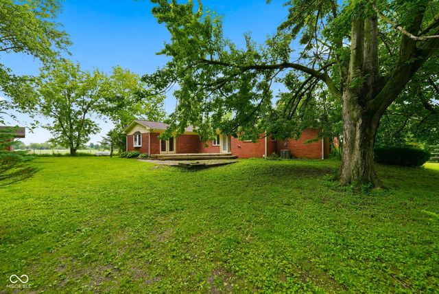 10942 S County Road 0, Clayton, IN 46118