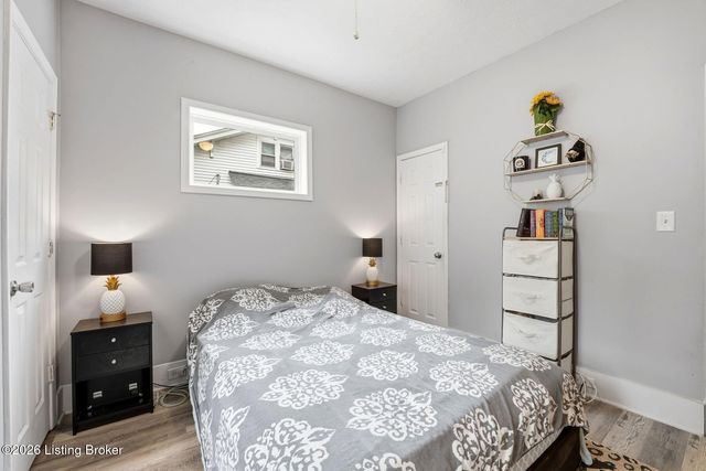 4517 S 3rd St, Louisville, KY 40214