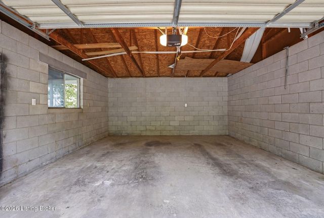 4517 S 3rd St, Louisville, KY 40214
