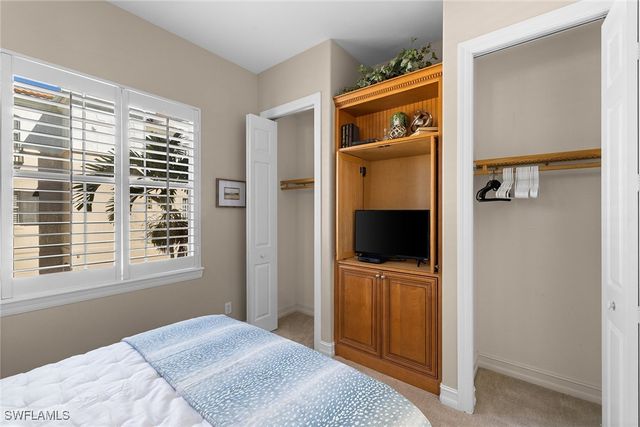 2864 Tiburon BLVD E 102, Naples, FL 34109