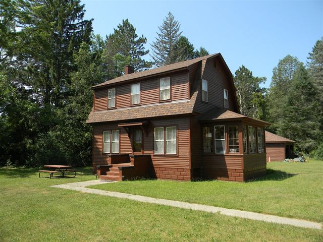 1306 N Tippy Dam Road, Wellston, MI 49689