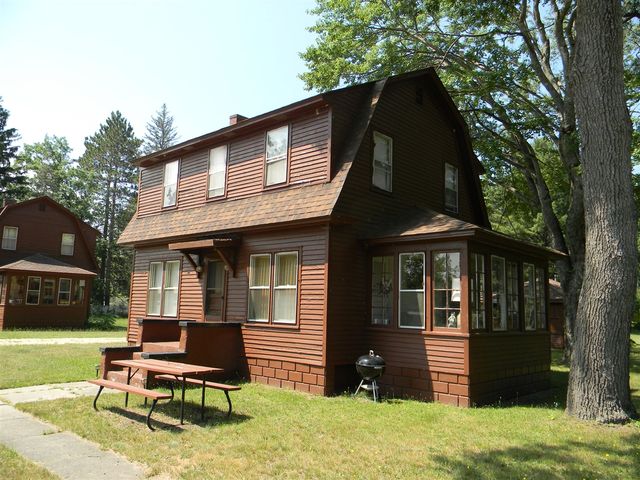 1306 N Tippy Dam Road, Wellston, MI 49689