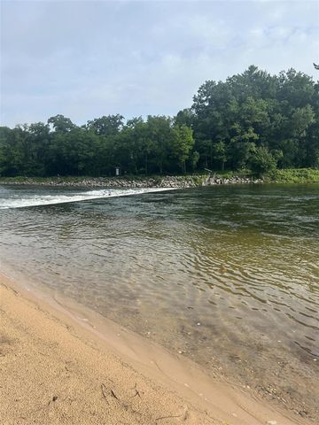 1306 N Tippy Dam Road, Wellston, MI 49689