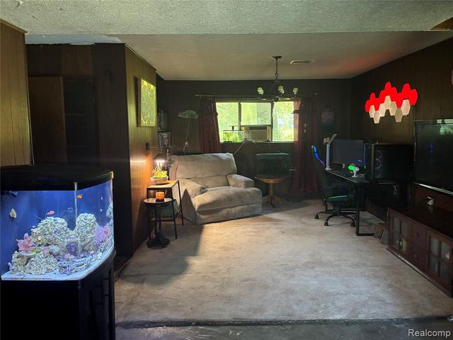 10340 Farrand Road, Montrose, MI 48457