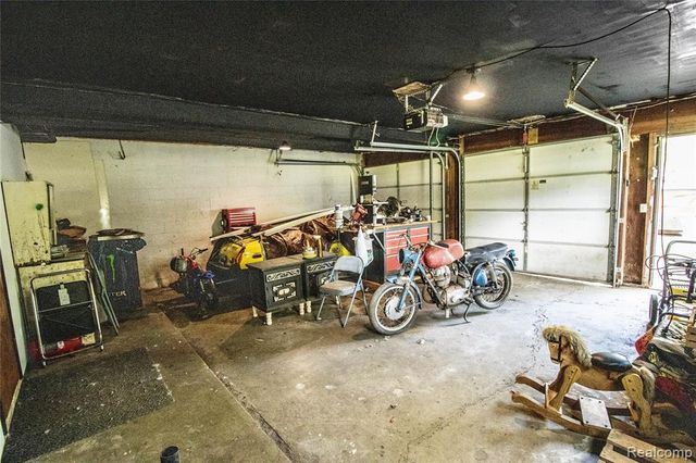 10340 Farrand Road, Montrose, MI 48457