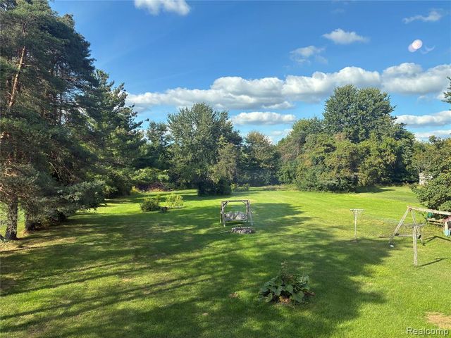 10340 Farrand Road, Montrose, MI 48457