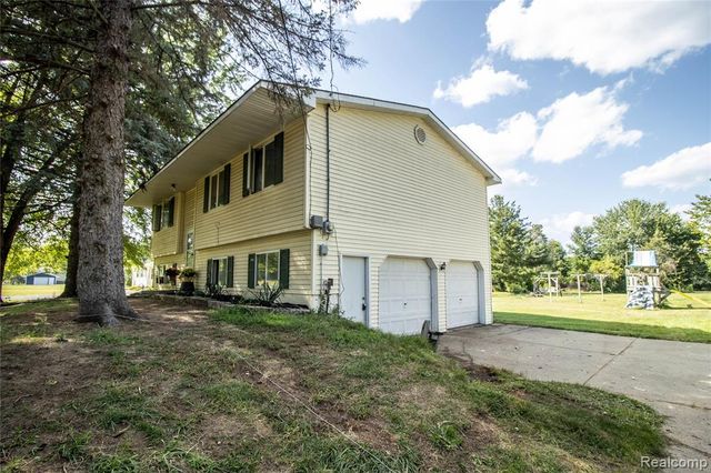 10340 Farrand Road, Montrose, MI 48457