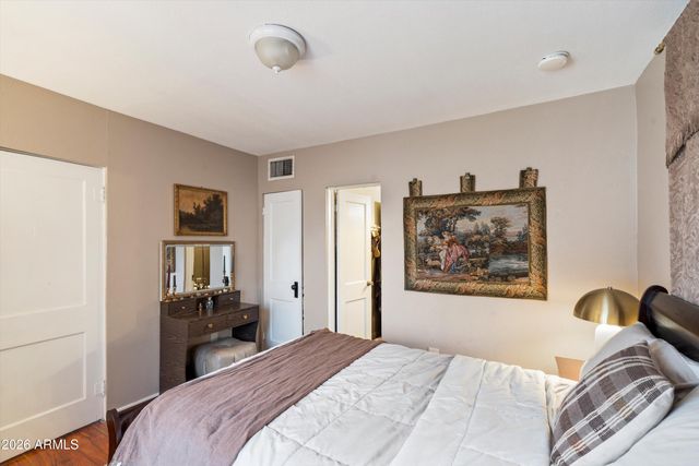 5619 W GARDENIA Avenue, Glendale, AZ 85301