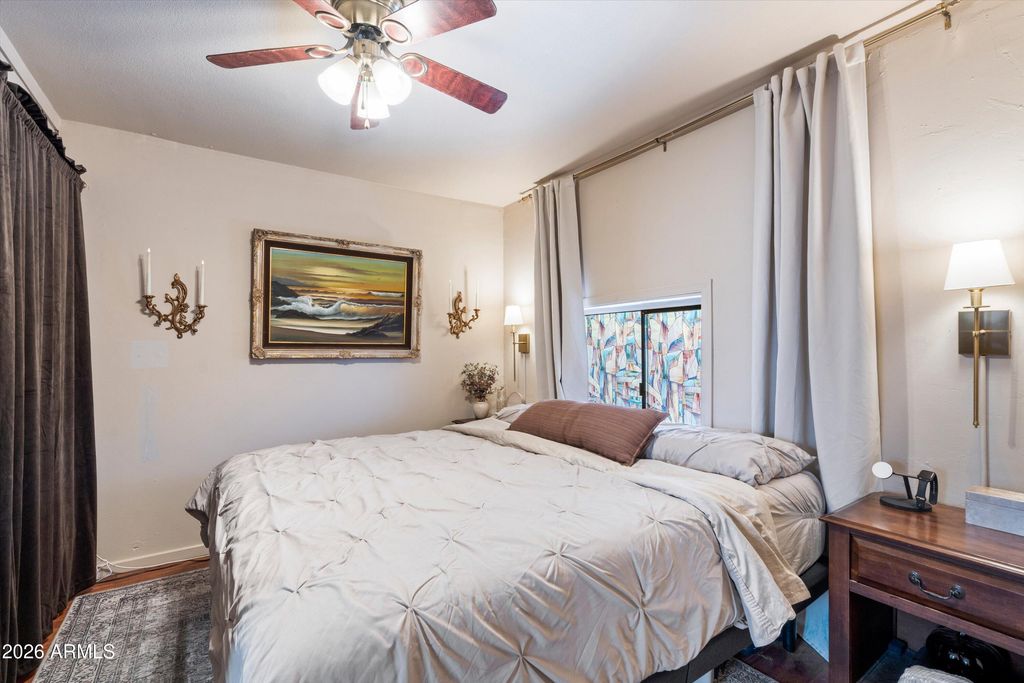 Image 24 of property listing at 5619 W GARDENIA Avenue, Glendale, AZ 85301