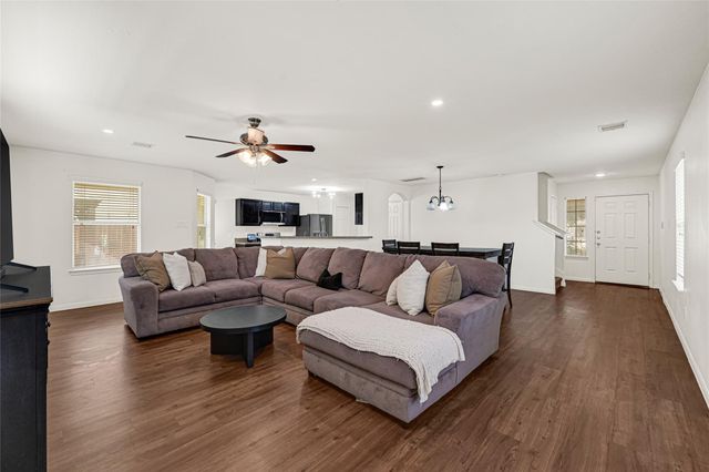 914 Redcrest Springs Court, Houston, TX 77073