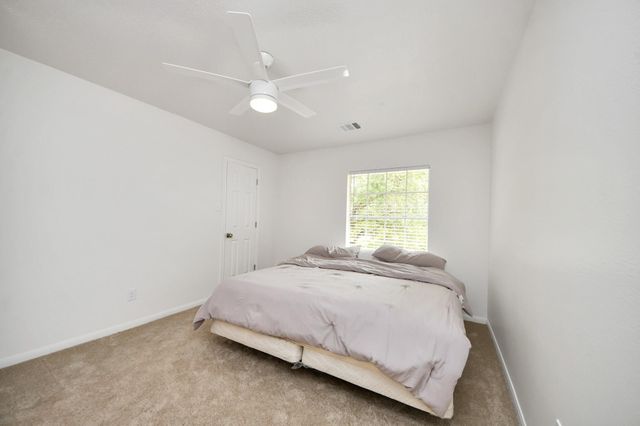 7130 Glenwood Dr, Sugar Land, TX 77479