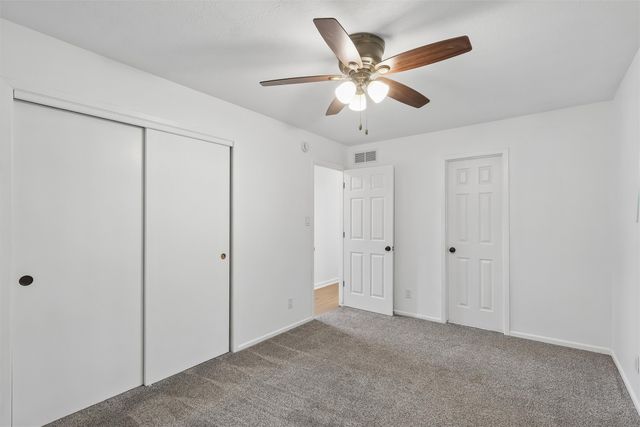 817 E Hackley Avenue, Des Moines, IA 50315
