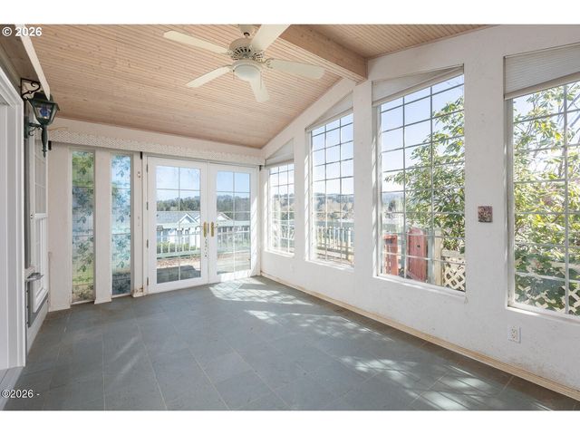 4625 Ne VOYAGE Ave, Lincoln City, OR 97367
