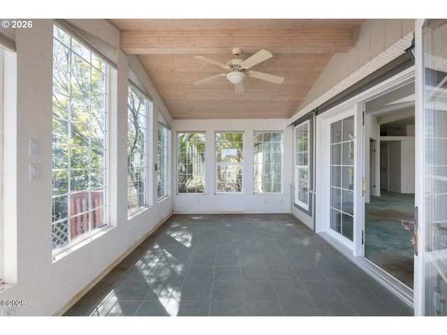 4625 Ne VOYAGE Ave, Lincoln City, OR 97367
