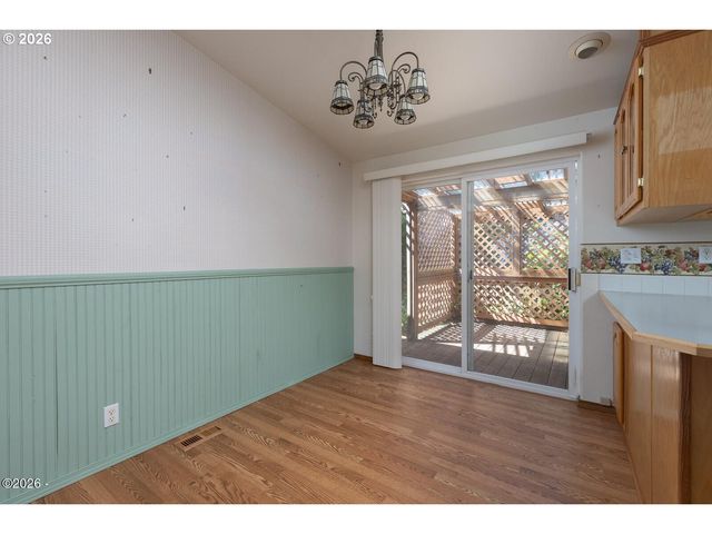 4625 Ne VOYAGE Ave, Lincoln City, OR 97367