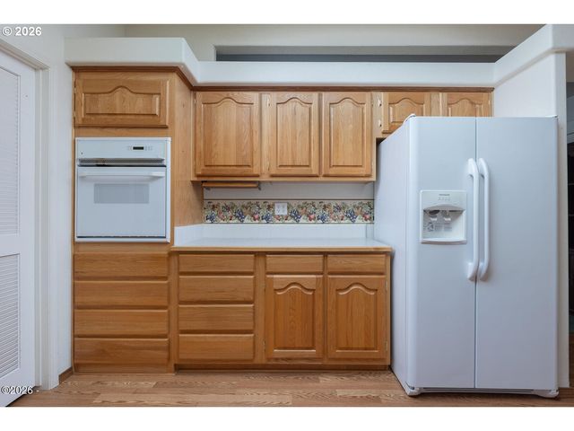 4625 Ne VOYAGE Ave, Lincoln City, OR 97367