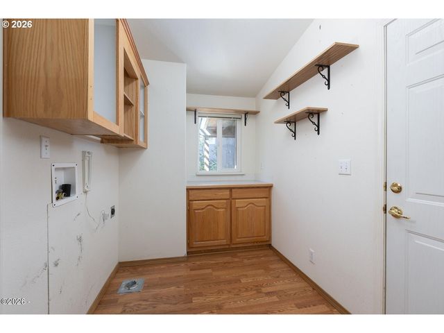 4625 Ne VOYAGE Ave, Lincoln City, OR 97367