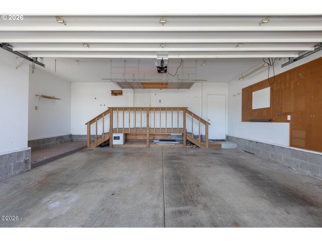4625 Ne VOYAGE Ave, Lincoln City, OR 97367