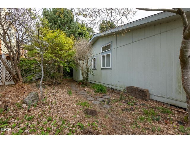 4625 Ne VOYAGE Ave, Lincoln City, OR 97367